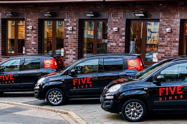 Five Diner - Frühstück, Burger, Sandwiches, Toast, Salate